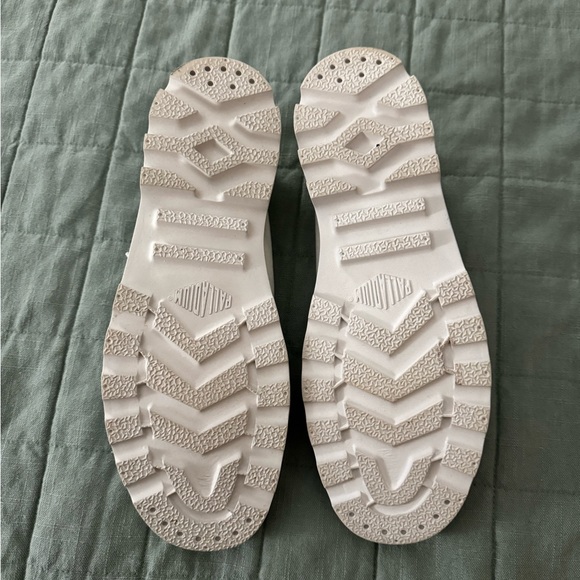 Palladium Boots- Oxford Organic- White- Canvas Upper/ Rubber Outsole- US Mens 11 - Picture 8 of 8